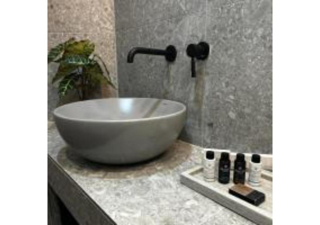 Вилла On The Sea Suite&spa