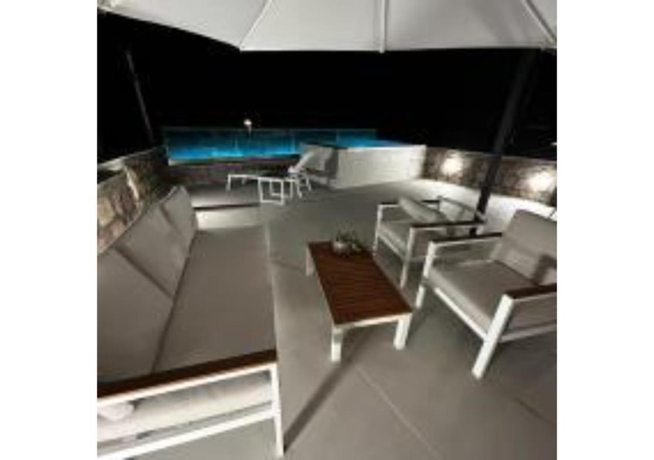 On The Sea Suite&spa Вилла *